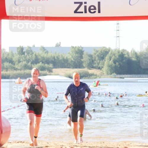 01.09.2024 - 17. Tribühne Triathlon Luisa Fischer http://msf.ph/oto/6923441 01.09.2024 10:05:13 Schwimmen 147, 150, 1065, 1074, 1077 meine-sportfotos.de