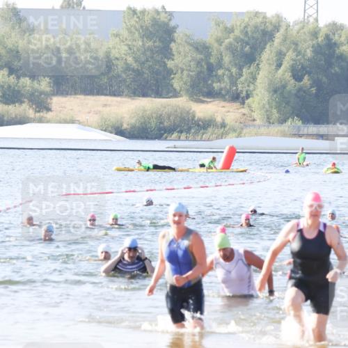 01.09.2024 - 17. Tribühne Triathlon Luisa Fischer http://msf.ph/oto/6923541 01.09.2024 10:05:41 Schwimmen 156, 160, 1068 meine-sportfotos.de