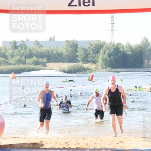 01.09.2024 - 17. Tribühne Triathlon Luisa Fischer http://msf.ph/oto/6923560 01.09.2024 10:05:44 Schwimmen 160, 167, 1068 meine-sportfotos.de