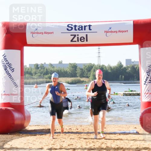 01.09.2024 - 17. Tribühne Triathlon Luisa Fischer http://msf.ph/oto/6923582 01.09.2024 10:05:48 Schwimmen 160, 167, 730, 1068 meine-sportfotos.de