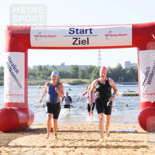 01.09.2024 - 17. Tribühne Triathlon Luisa Fischer http://msf.ph/oto/6923584 01.09.2024 10:05:49 Schwimmen 160, 167, 730, 1068 meine-sportfotos.de