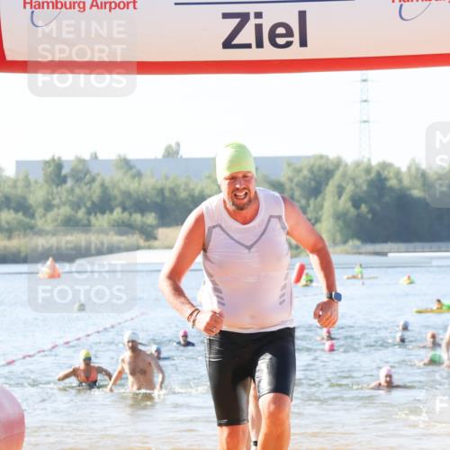 01.09.2024 - 17. Tribühne Triathlon Luisa Fischer http://msf.ph/oto/6923606 01.09.2024 10:05:53 Schwimmen 137, 145, 160, 167, 730, 1068 meine-sportfotos.de