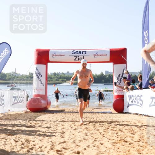 01.09.2024 - 17. Tribühne Triathlon Luisa Fischer http://msf.ph/oto/6923652 01.09.2024 10:06:03 Schwimmen 137, 145, 149, 157, 730, 1067, 1072 meine-sportfotos.de