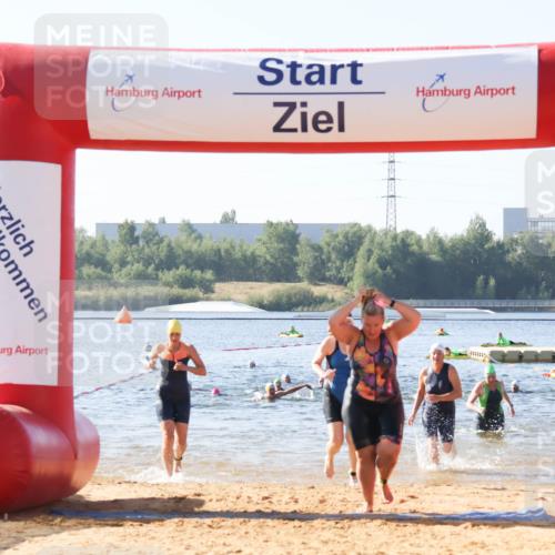 01.09.2024 - 17. Tribühne Triathlon Luisa Fischer http://msf.ph/oto/6923660 01.09.2024 10:06:05 Schwimmen 137, 145, 149, 157, 730, 1067, 1072 meine-sportfotos.de