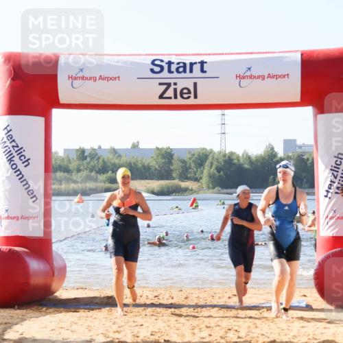 01.09.2024 - 17. Tribühne Triathlon Luisa Fischer http://msf.ph/oto/6923680 01.09.2024 10:06:09 Schwimmen 137, 145, 149, 157, 168, 1067, 1072 meine-sportfotos.de