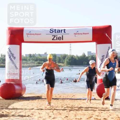 01.09.2024 - 17. Tribühne Triathlon Luisa Fischer http://msf.ph/oto/6923690 01.09.2024 10:06:10 Schwimmen 145, 149, 157, 168, 1067, 1072 meine-sportfotos.de