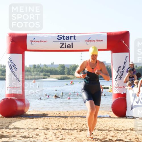 01.09.2024 - 17. Tribühne Triathlon Luisa Fischer http://msf.ph/oto/6923697 01.09.2024 10:06:11 Schwimmen 145, 149, 157, 168, 1067, 1072 meine-sportfotos.de