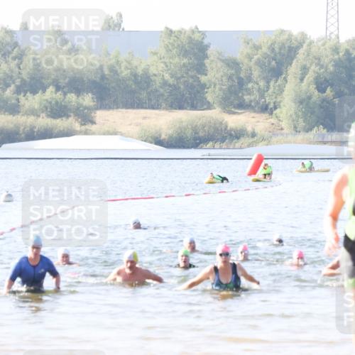01.09.2024 - 17. Tribühne Triathlon Luisa Fischer http://msf.ph/oto/6923699 01.09.2024 10:06:13 Schwimmen 149, 157, 168, 1067, 1072 meine-sportfotos.de