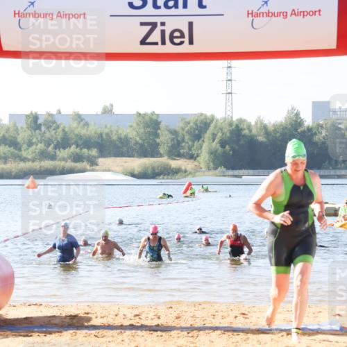 01.09.2024 - 17. Tribühne Triathlon Luisa Fischer http://msf.ph/oto/6923707 01.09.2024 10:06:15 Schwimmen 149, 157, 168, 1067, 1072 meine-sportfotos.de