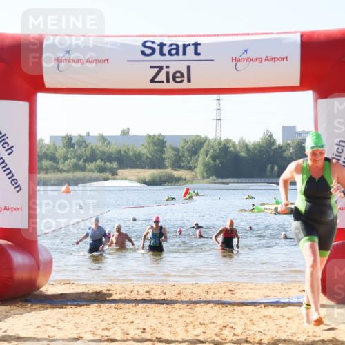 01.09.2024 - 17. Tribühne Triathlon Luisa Fischer http://msf.ph/oto/6923711 01.09.2024 10:06:16 Schwimmen 149, 157, 158, 168, 1067 meine-sportfotos.de