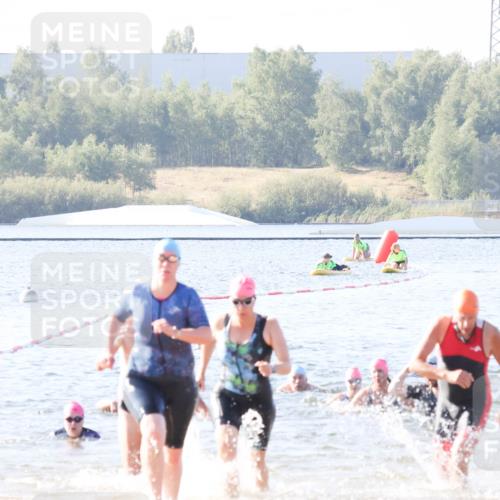 01.09.2024 - 17. Tribühne Triathlon Luisa Fischer http://msf.ph/oto/6923720 01.09.2024 10:06:20 Schwimmen 138, 141, 158, 168, 1070 meine-sportfotos.de