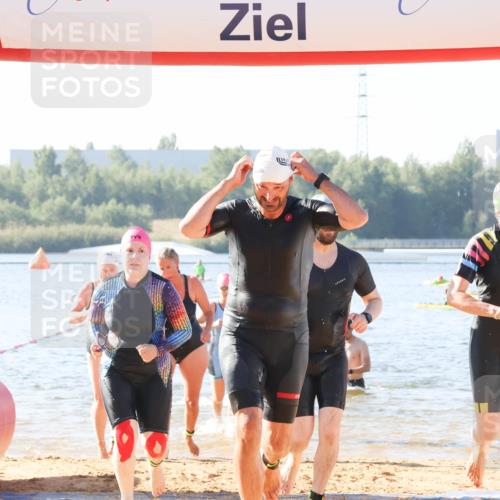 01.09.2024 - 17. Tribühne Triathlon Luisa Fischer http://msf.ph/oto/6923771 01.09.2024 10:06:35 Schwimmen 138, 139, 141, 151, 162, 165, 166, 1064, 1066, 1070, 1071 meine-sportfotos.de