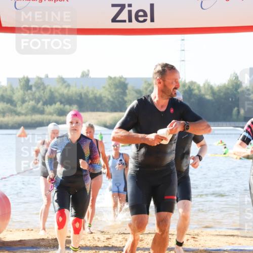 01.09.2024 - 17. Tribühne Triathlon Luisa Fischer http://msf.ph/oto/6923773 01.09.2024 10:06:35 Schwimmen 138, 139, 141, 151, 162, 165, 166, 1064, 1066, 1070, 1071 meine-sportfotos.de