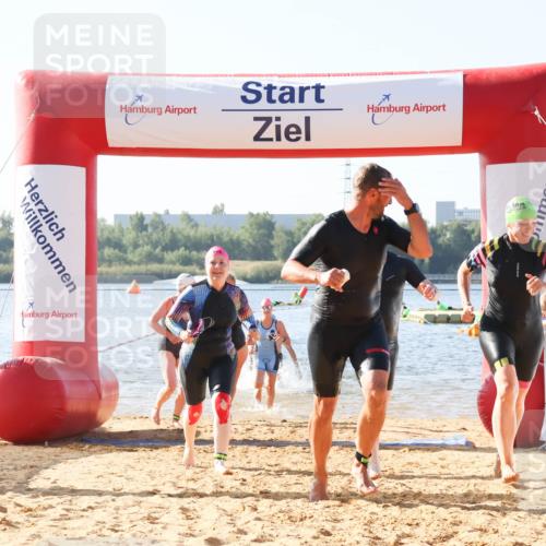 01.09.2024 - 17. Tribühne Triathlon Luisa Fischer http://msf.ph/oto/6923775 01.09.2024 10:06:36 Schwimmen 139, 151, 162, 165, 166, 1064, 1066, 1070, 1071 meine-sportfotos.de
