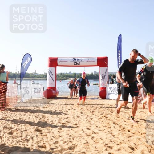01.09.2024 - 17. Tribühne Triathlon Luisa Fischer http://msf.ph/oto/6923781 01.09.2024 10:06:38 Schwimmen 139, 151, 162, 165, 166, 169, 1064, 1066, 1071 meine-sportfotos.de