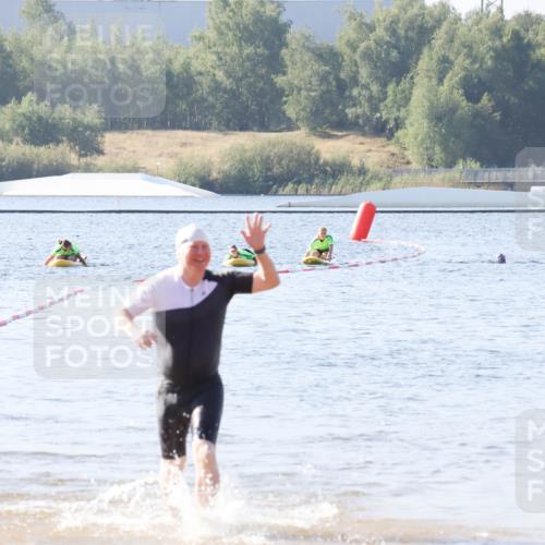 01.09.2024 - 17. Tribühne Triathlon Luisa Fischer http://msf.ph/oto/6923867 01.09.2024 10:07:07 Schwimmen 144 meine-sportfotos.de