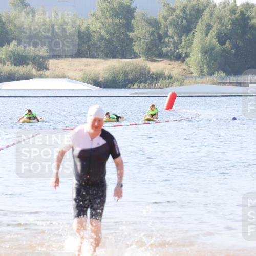 01.09.2024 - 17. Tribühne Triathlon Luisa Fischer http://msf.ph/oto/6923873 01.09.2024 10:07:08 Schwimmen 144 meine-sportfotos.de