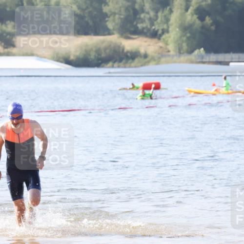 01.09.2024 - 17. Tribühne Triathlon Luisa Fischer http://msf.ph/oto/6923954 01.09.2024 10:10:16 Schwimmen 161 meine-sportfotos.de