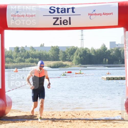 01.09.2024 - 17. Tribühne Triathlon Luisa Fischer http://msf.ph/oto/6923969 01.09.2024 10:10:20 Schwimmen 161 meine-sportfotos.de