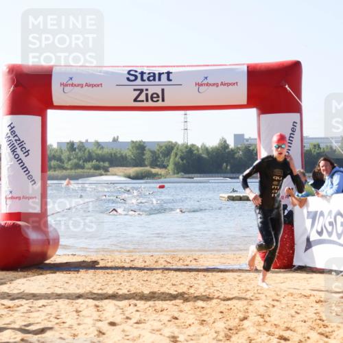 01.09.2024 - 17. Tribühne Triathlon Luisa Fischer http://msf.ph/oto/6924029 01.09.2024 10:21:33 Schwimmen 256, 294 meine-sportfotos.de