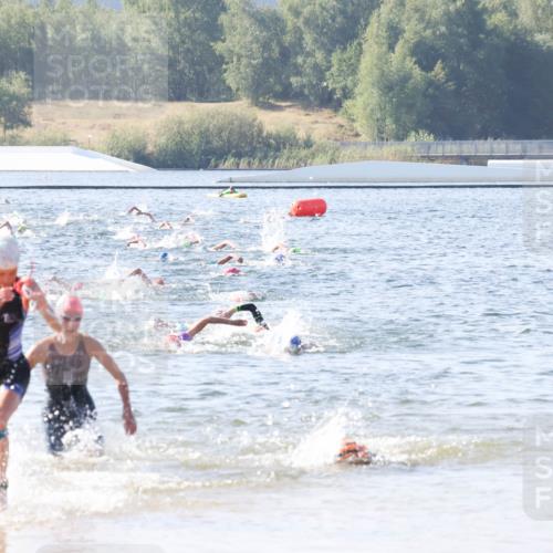 01.09.2024 - 17. Tribühne Triathlon Luisa Fischer http://msf.ph/oto/6924041 01.09.2024 10:21:48 Schwimmen 264, 268, 285 meine-sportfotos.de