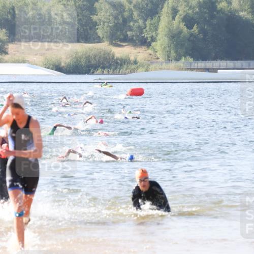 01.09.2024 - 17. Tribühne Triathlon Luisa Fischer http://msf.ph/oto/6924047 01.09.2024 10:21:49 Schwimmen 264, 268, 285 meine-sportfotos.de