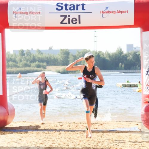 01.09.2024 - 17. Tribühne Triathlon Luisa Fischer http://msf.ph/oto/6924066 01.09.2024 10:21:52 Schwimmen 264, 268, 285 meine-sportfotos.de