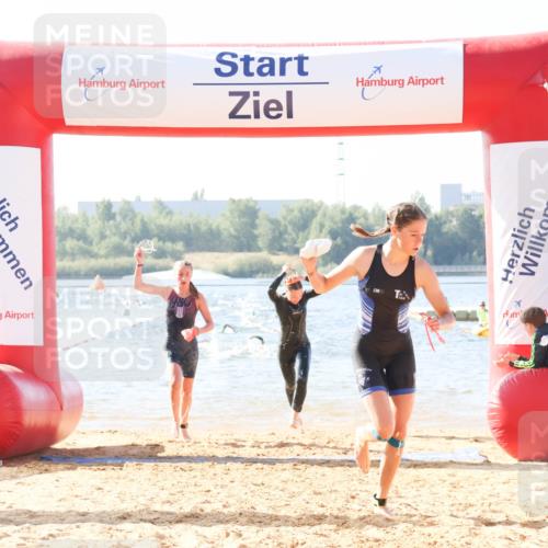 01.09.2024 - 17. Tribühne Triathlon Luisa Fischer http://msf.ph/oto/6924067 01.09.2024 10:21:53 Schwimmen 264, 268, 285 meine-sportfotos.de
