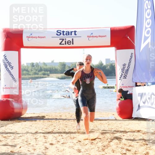 01.09.2024 - 17. Tribühne Triathlon Luisa Fischer http://msf.ph/oto/6924082 01.09.2024 10:21:56 Schwimmen 264, 268, 285 meine-sportfotos.de