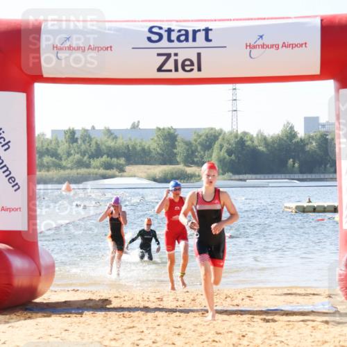 01.09.2024 - 17. Tribühne Triathlon Luisa Fischer http://msf.ph/oto/6924116 01.09.2024 10:22:08 Schwimmen 181, 254, 255, 265, 266 meine-sportfotos.de