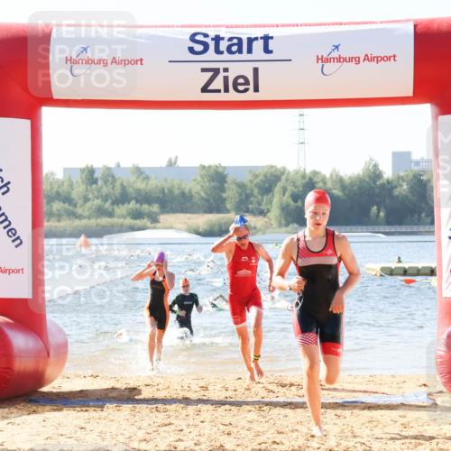 01.09.2024 - 17. Tribühne Triathlon Luisa Fischer http://msf.ph/oto/6924118 01.09.2024 10:22:09 Schwimmen 181, 254, 255, 265, 266 meine-sportfotos.de