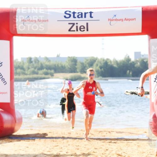 01.09.2024 - 17. Tribühne Triathlon Luisa Fischer http://msf.ph/oto/6924123 01.09.2024 10:22:10 Schwimmen 181, 254, 255, 265, 266 meine-sportfotos.de