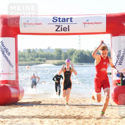 01.09.2024 - 17. Tribühne Triathlon Luisa Fischer http://msf.ph/oto/6924129 01.09.2024 10:22:11 Schwimmen 181, 254, 255, 265, 266 meine-sportfotos.de