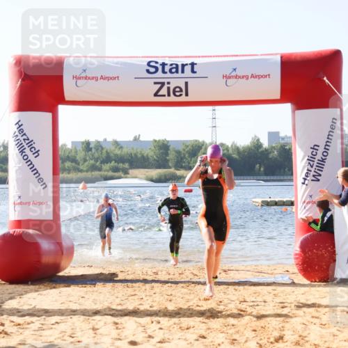01.09.2024 - 17. Tribühne Triathlon Luisa Fischer http://msf.ph/oto/6924134 01.09.2024 10:22:12 Schwimmen 181, 254, 255, 265, 266 meine-sportfotos.de