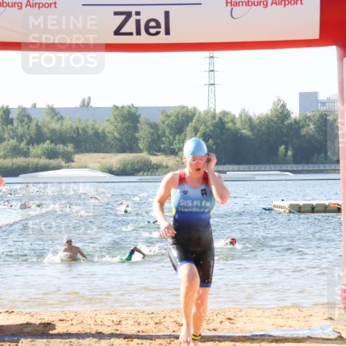 01.09.2024 - 17. Tribühne Triathlon Luisa Fischer http://msf.ph/oto/6924150 01.09.2024 10:22:15 Schwimmen 181, 254, 255, 265, 266, 292 meine-sportfotos.de