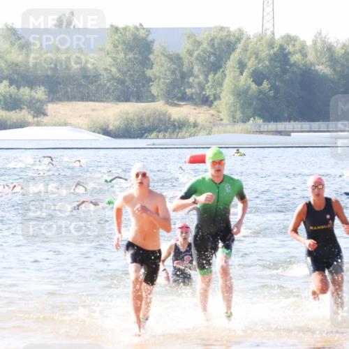 01.09.2024 - 17. Tribühne Triathlon Luisa Fischer http://msf.ph/oto/6924168 01.09.2024 10:22:21 Schwimmen 246, 253, 254, 265, 270, 292, 306 meine-sportfotos.de
