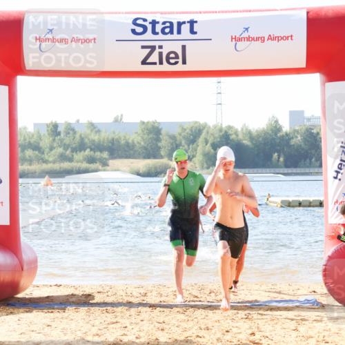 01.09.2024 - 17. Tribühne Triathlon Luisa Fischer http://msf.ph/oto/6924176 01.09.2024 10:22:24 Schwimmen 246, 253, 265, 270, 292, 306 meine-sportfotos.de