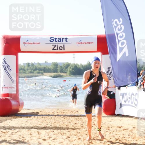 01.09.2024 - 17. Tribühne Triathlon Luisa Fischer http://msf.ph/oto/6924263 01.09.2024 10:22:45 Schwimmen 200, 251, 277, 296 meine-sportfotos.de