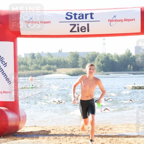 01.09.2024 - 17. Tribühne Triathlon Luisa Fischer http://msf.ph/oto/6924336 01.09.2024 10:23:05 Schwimmen 197, 242, 275, 289, 297, 302 meine-sportfotos.de