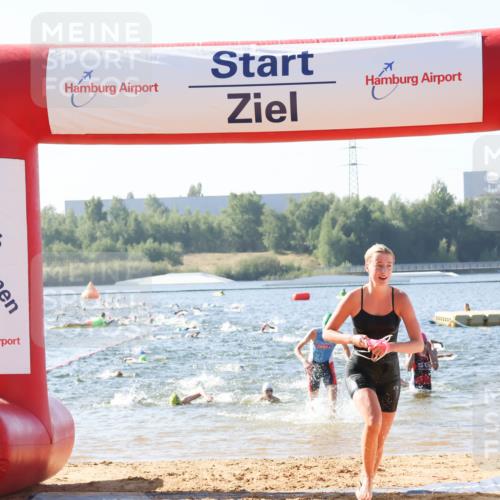01.09.2024 - 17. Tribühne Triathlon Luisa Fischer http://msf.ph/oto/6924357 01.09.2024 10:23:12 Schwimmen 187, 197, 213, 218, 242, 267, 286, 288, 297 meine-sportfotos.de