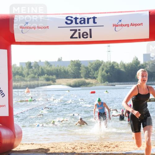 01.09.2024 - 17. Tribühne Triathlon Luisa Fischer http://msf.ph/oto/6924360 01.09.2024 10:23:13 Schwimmen 187, 197, 213, 218, 242, 267, 286, 288, 297 meine-sportfotos.de