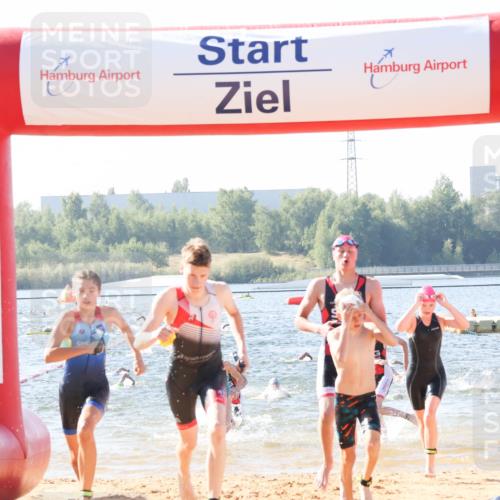 01.09.2024 - 17. Tribühne Triathlon Luisa Fischer http://msf.ph/oto/6924386 01.09.2024 10:23:20 Schwimmen 175, 187, 213, 218, 242, 267, 286, 288, 300, 303 meine-sportfotos.de