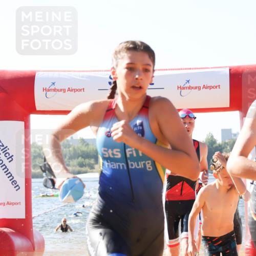 01.09.2024 - 17. Tribühne Triathlon Luisa Fischer http://msf.ph/oto/6924398 01.09.2024 10:23:22 Schwimmen 175, 186, 187, 213, 218, 267, 286, 288, 300, 303 meine-sportfotos.de