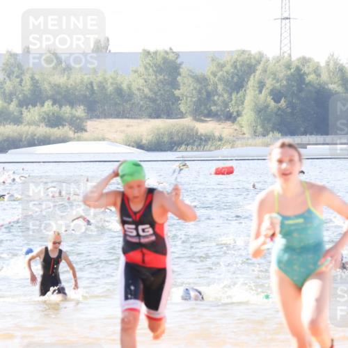 01.09.2024 - 17. Tribühne Triathlon Luisa Fischer http://msf.ph/oto/6924406 01.09.2024 10:23:25 Schwimmen 175, 186, 187, 207, 213, 218, 220, 267, 274, 286, 288, 300, 303 meine-sportfotos.de
