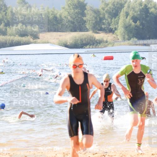 01.09.2024 - 17. Tribühne Triathlon Luisa Fischer http://msf.ph/oto/6924426 01.09.2024 10:23:30 Schwimmen 175, 186, 187, 198, 207, 210, 211, 220, 247, 274, 286, 300, 303 meine-sportfotos.de