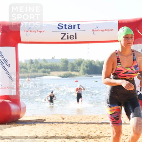 01.09.2024 - 17. Tribühne Triathlon Luisa Fischer http://msf.ph/oto/6924534 01.09.2024 10:23:52 Schwimmen 221, 231, 248, 272, 293 meine-sportfotos.de