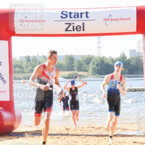 01.09.2024 - 17. Tribühne Triathlon Luisa Fischer http://msf.ph/oto/6924555 01.09.2024 10:23:57 Schwimmen 205, 221, 231, 232, 248, 272, 278 meine-sportfotos.de