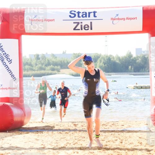 01.09.2024 - 17. Tribühne Triathlon Luisa Fischer http://msf.ph/oto/6924567 01.09.2024 10:24:00 Schwimmen 205, 221, 231, 232, 272, 278 meine-sportfotos.de