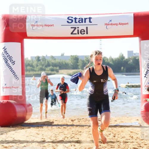 01.09.2024 - 17. Tribühne Triathlon Luisa Fischer http://msf.ph/oto/6924572 01.09.2024 10:24:00 Schwimmen 205, 221, 231, 232, 272, 278 meine-sportfotos.de