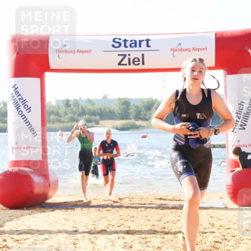 01.09.2024 - 17. Tribühne Triathlon Luisa Fischer http://msf.ph/oto/6924574 01.09.2024 10:24:01 Schwimmen 205, 221, 231, 232, 272, 278 meine-sportfotos.de